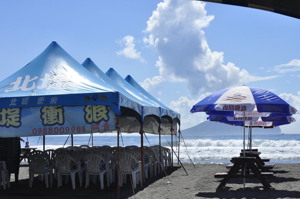Wushih Surf Hostel Тоучэн Экстерьер фото